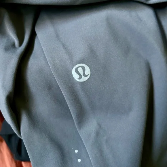 Lululemon Athletica Gray Leggings - Picture 3 of 5